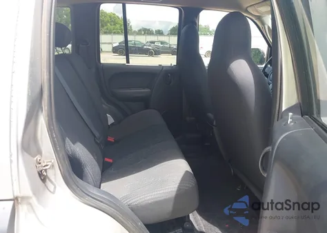 2003 Jeep Liberty Sport из США, поврежденный, VIN 1J4GL48K13W718686